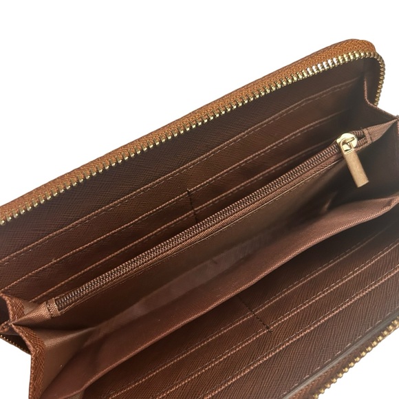 Brown Textured Faux Leather Accordion Zip Wallet- New - Picture 3 of 4